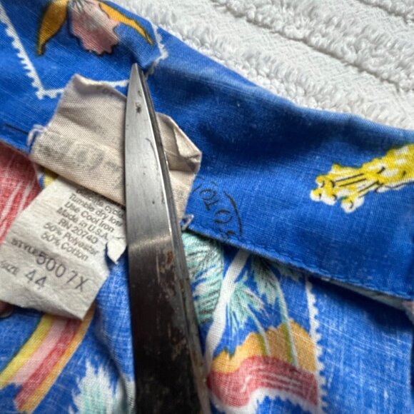 Vintage RO-VEL of California Womens 44 Blue Floral Hawaiian Oversized Tunic Boho - Picture 4 of 7